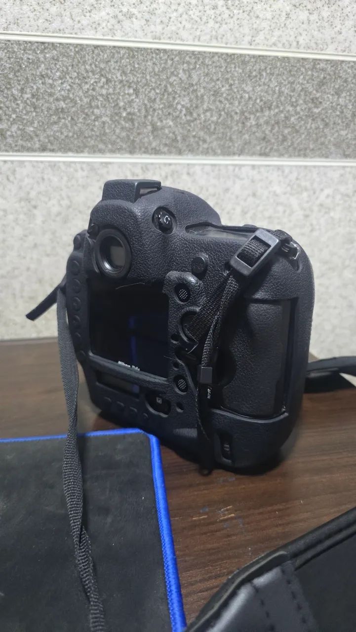 NIKON D4S 90 K DE CLIQUES - Foto 2