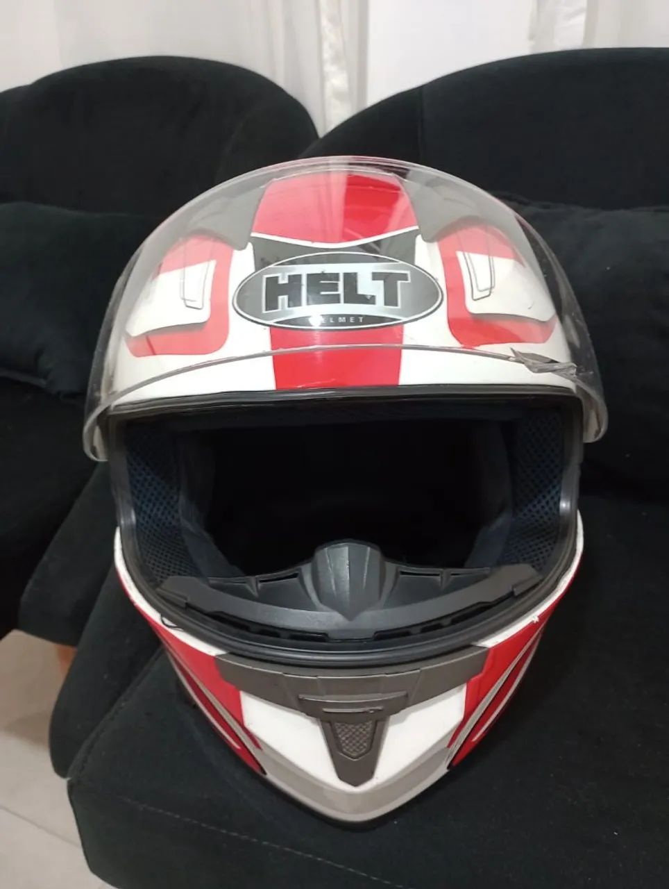 Vendo Capacete em bom estado!!!! - Foto 4