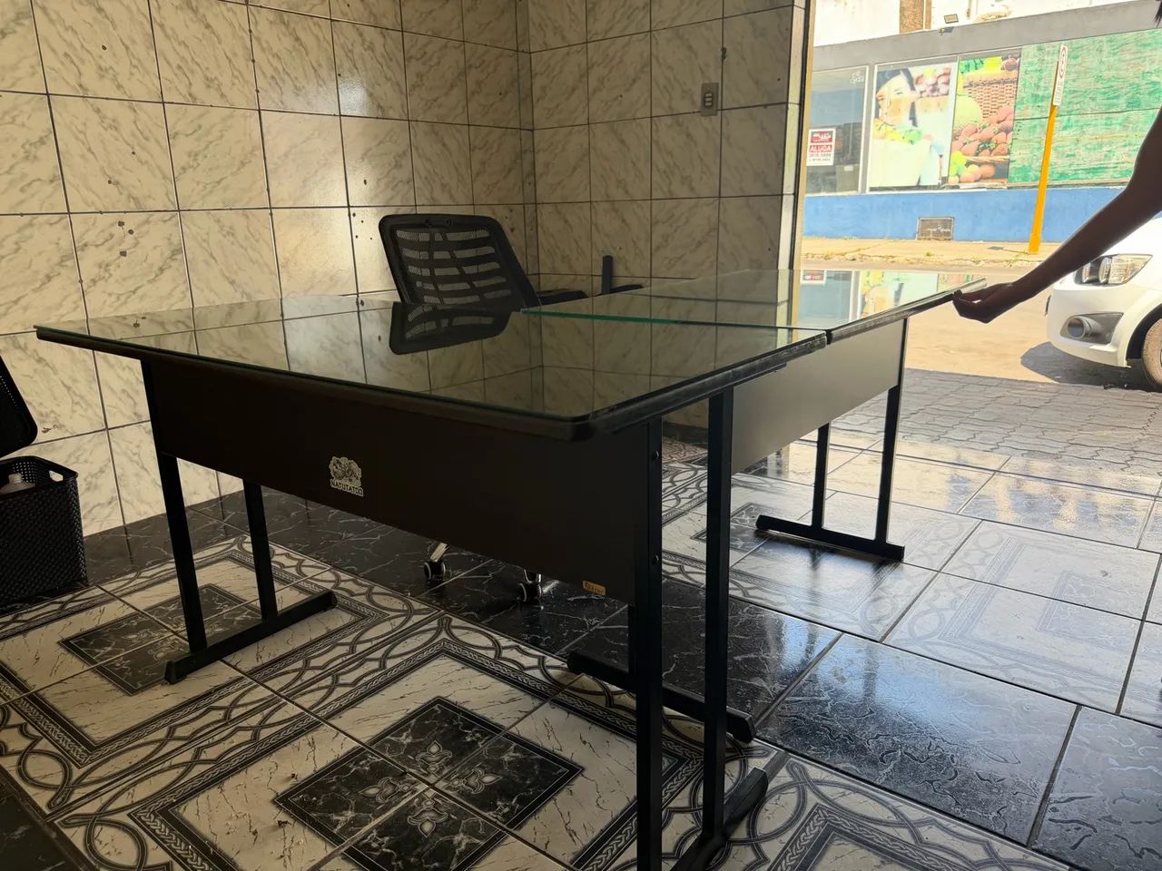 Mesa de escritório de vidro  - Foto 4