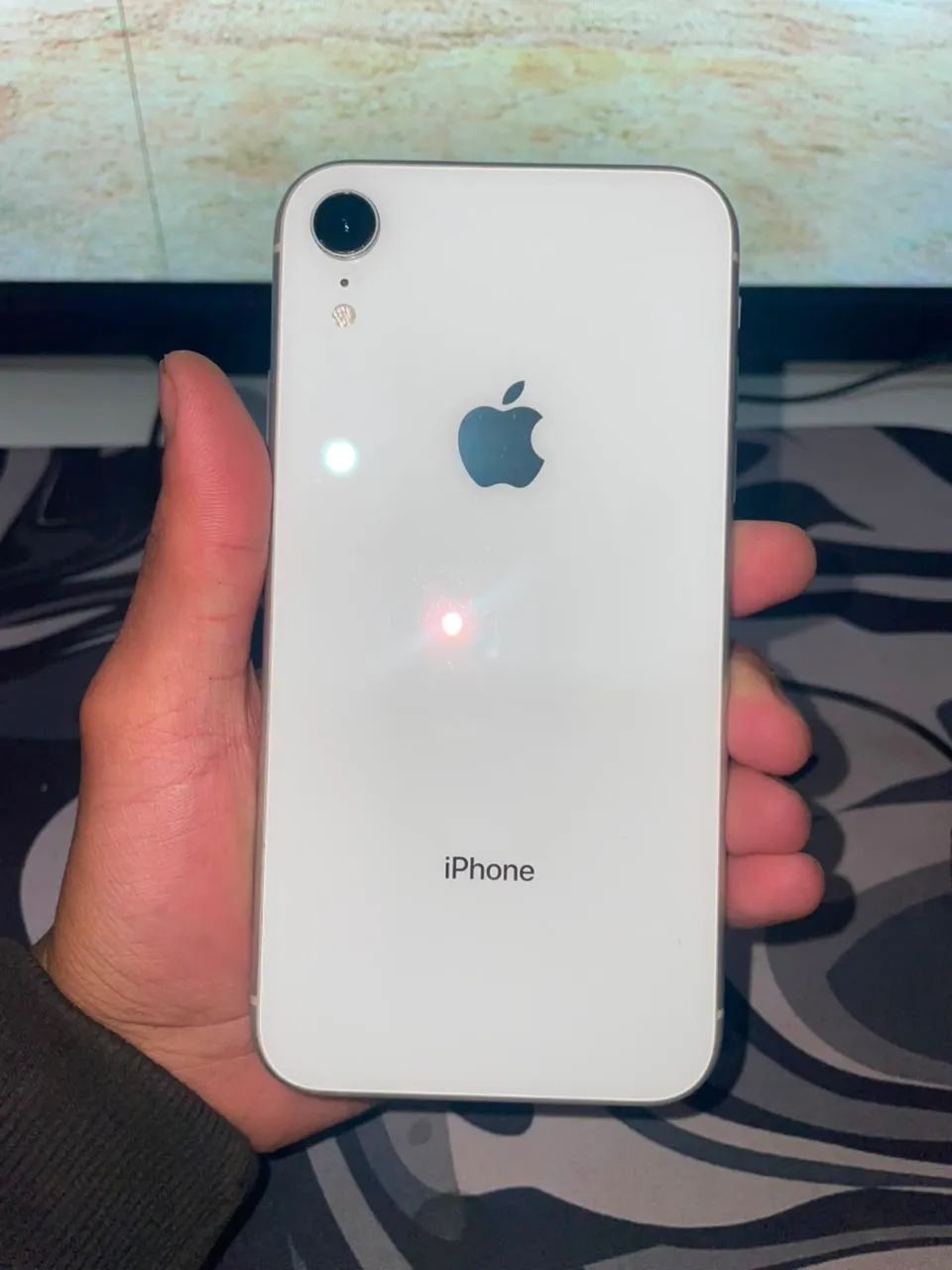 iPhone XR, todo original