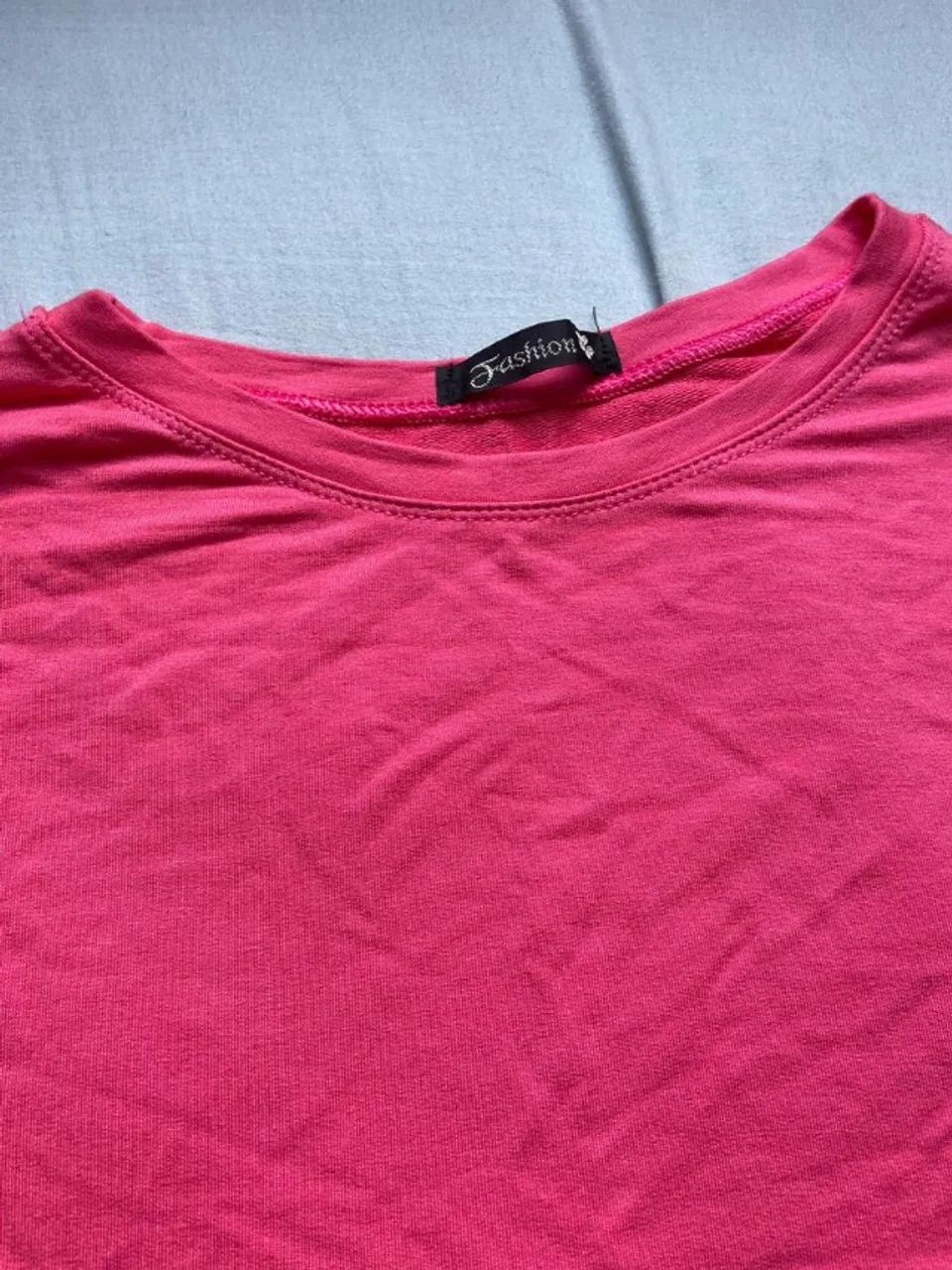 blusa cropped manga longa rosa - Foto 2