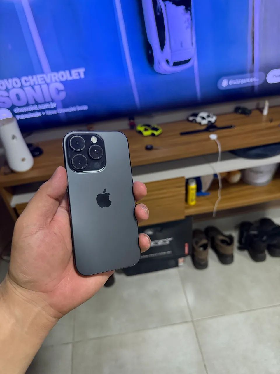 Vendo 2 iPhones 16 pro  valor 5.000,00 cada - Foto 4