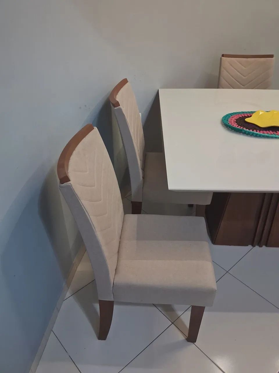 Mesa de jantar com 4 cadeiras - Foto 3