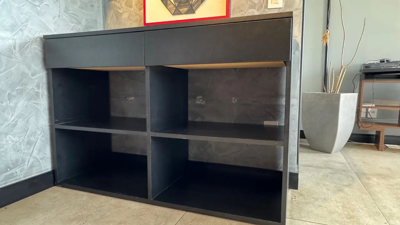 MÓVEL PRETO MULTIUSO / APARADOR DE VINIL E BAR