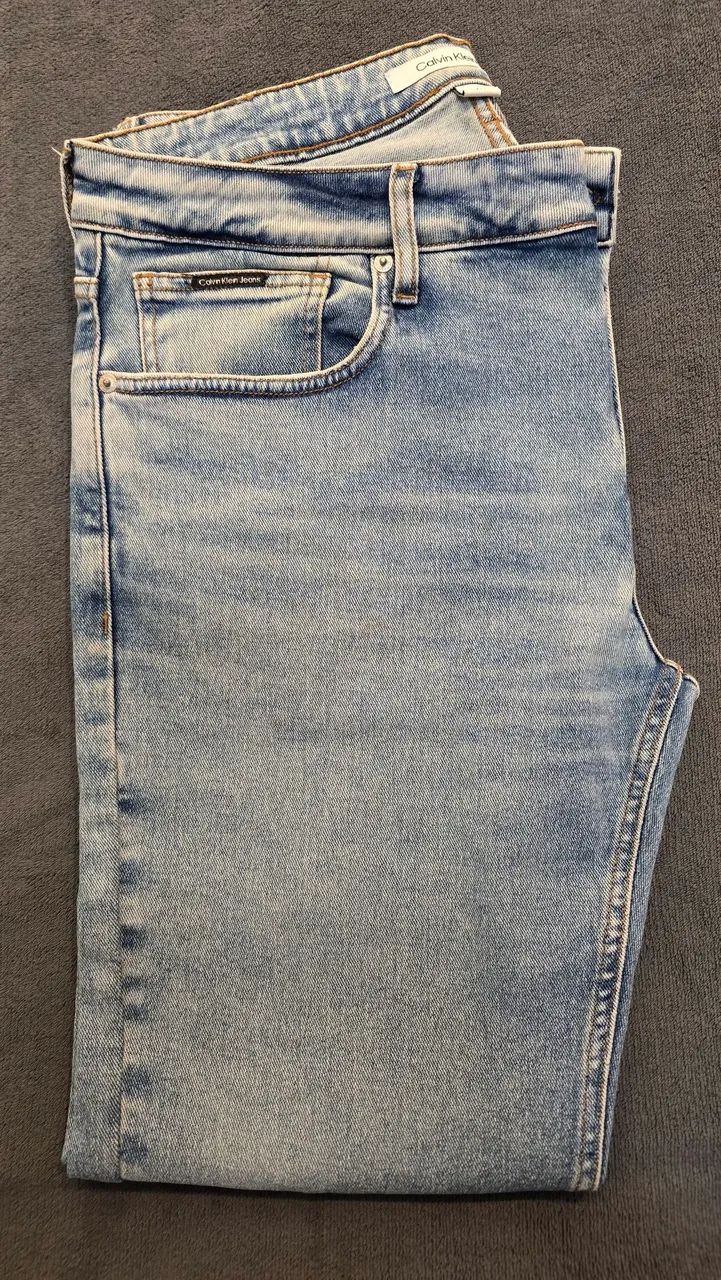 Calça jeans claro Slim Calvin Klein 