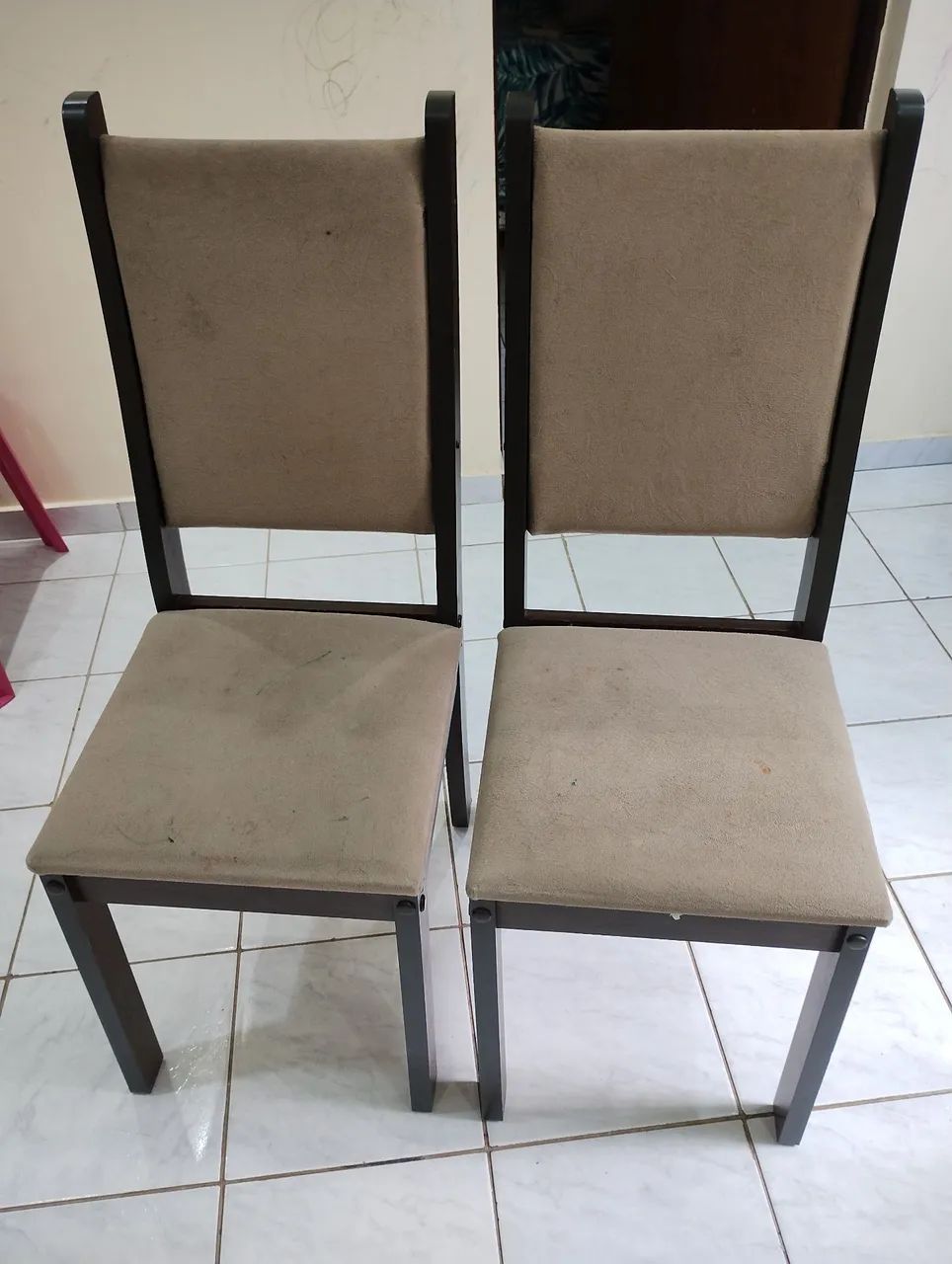 Vendo duas cadeiras 