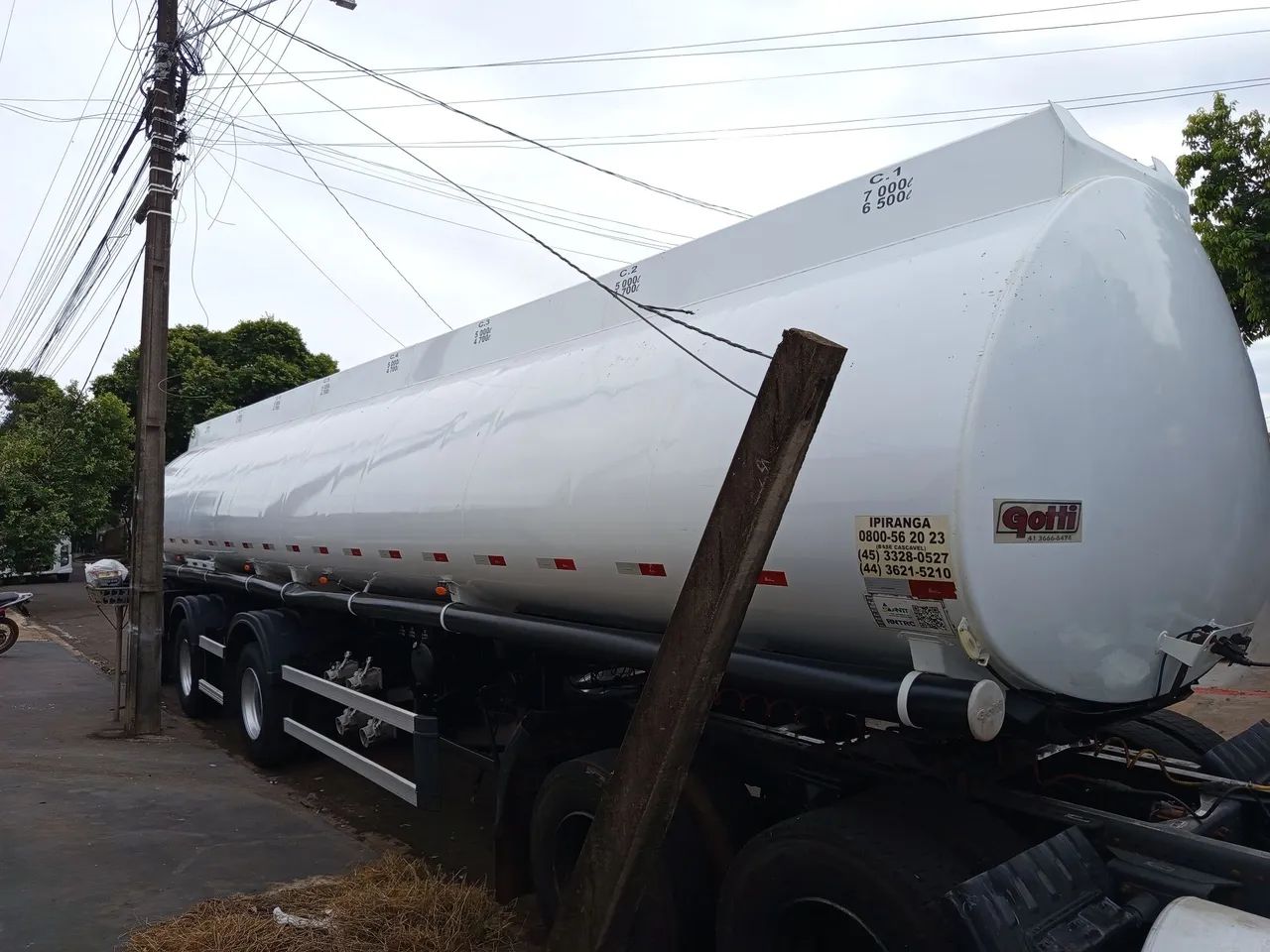 CARRETA TANQUE DE COMBUSTÍVEL 42.000L COM 8 COMPARTIMENTOS  - Foto 5