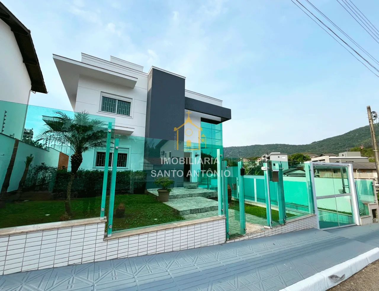 Belíssima casa para locação no centrinho de Santo Antônio - Foto 2