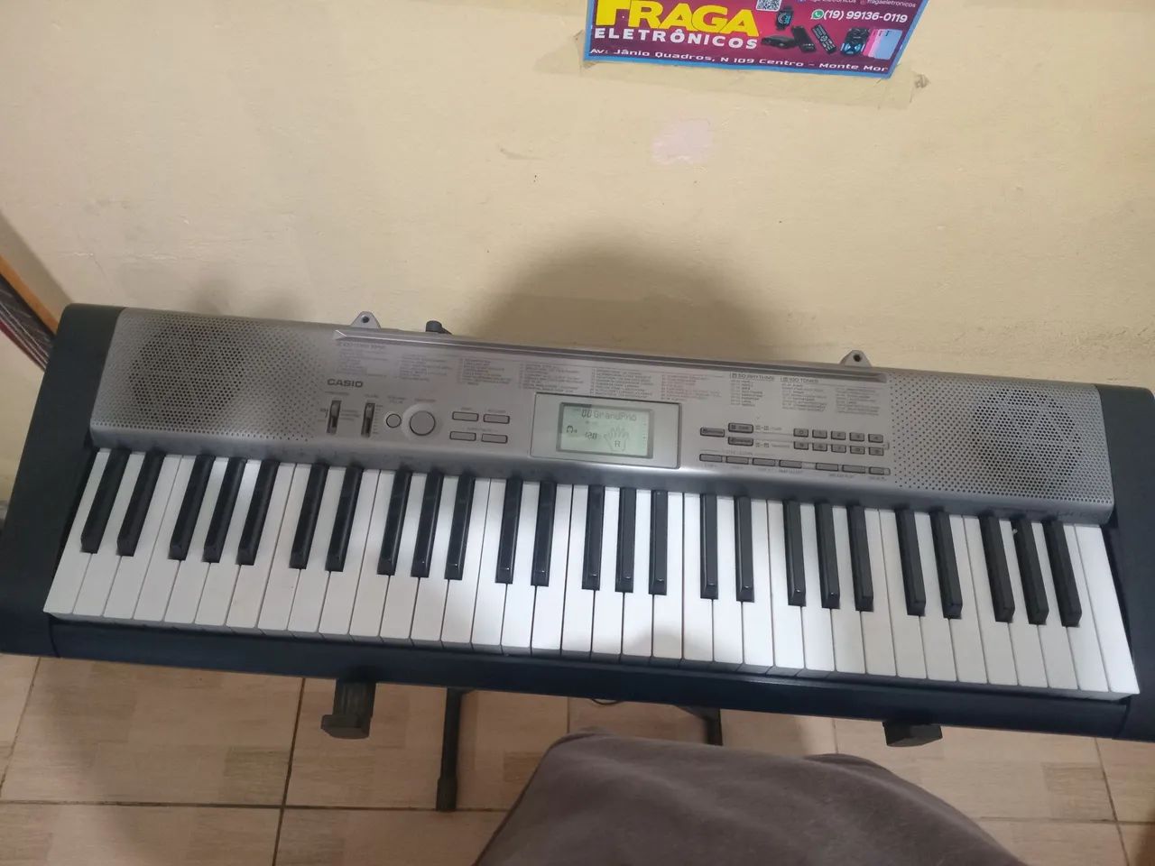 Teclado casio Lk 120