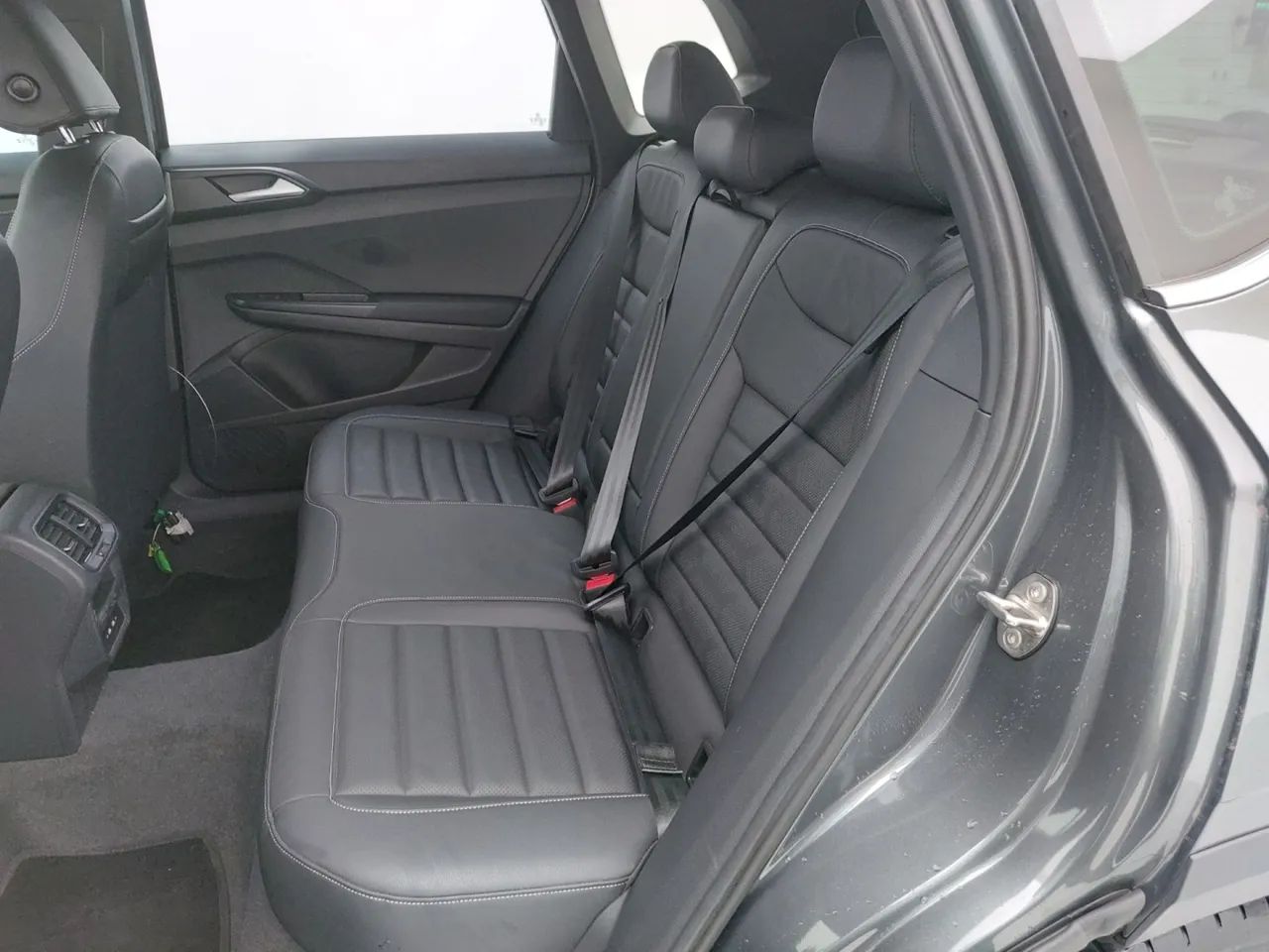 Volkswagen Taos Highline 1.4 250 TSI Flex Aut., foto 17 de 18