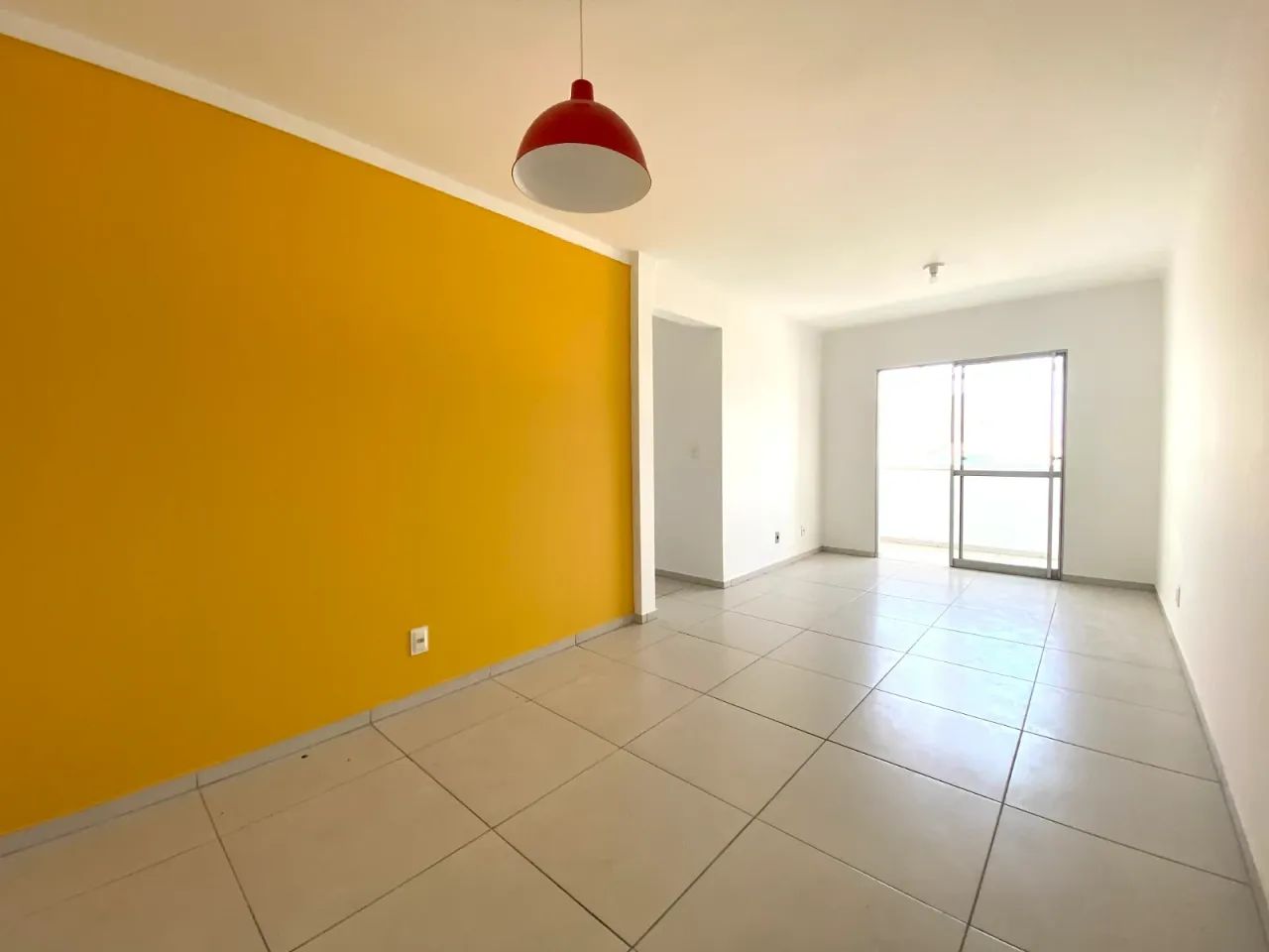 Apartamento 2 Quartos com garagem livre e coberta no Roçado - Foto 4
