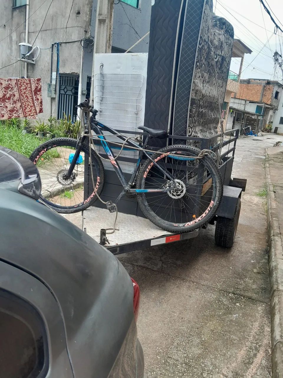 Frete e mudança pequenas de carretinha  - Foto 3
