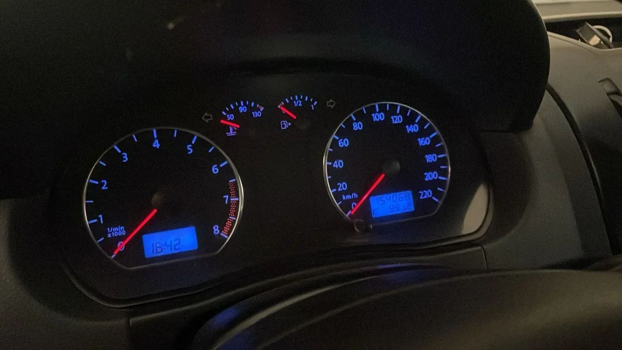 Volkswagen Polo 1.6 8V 2012