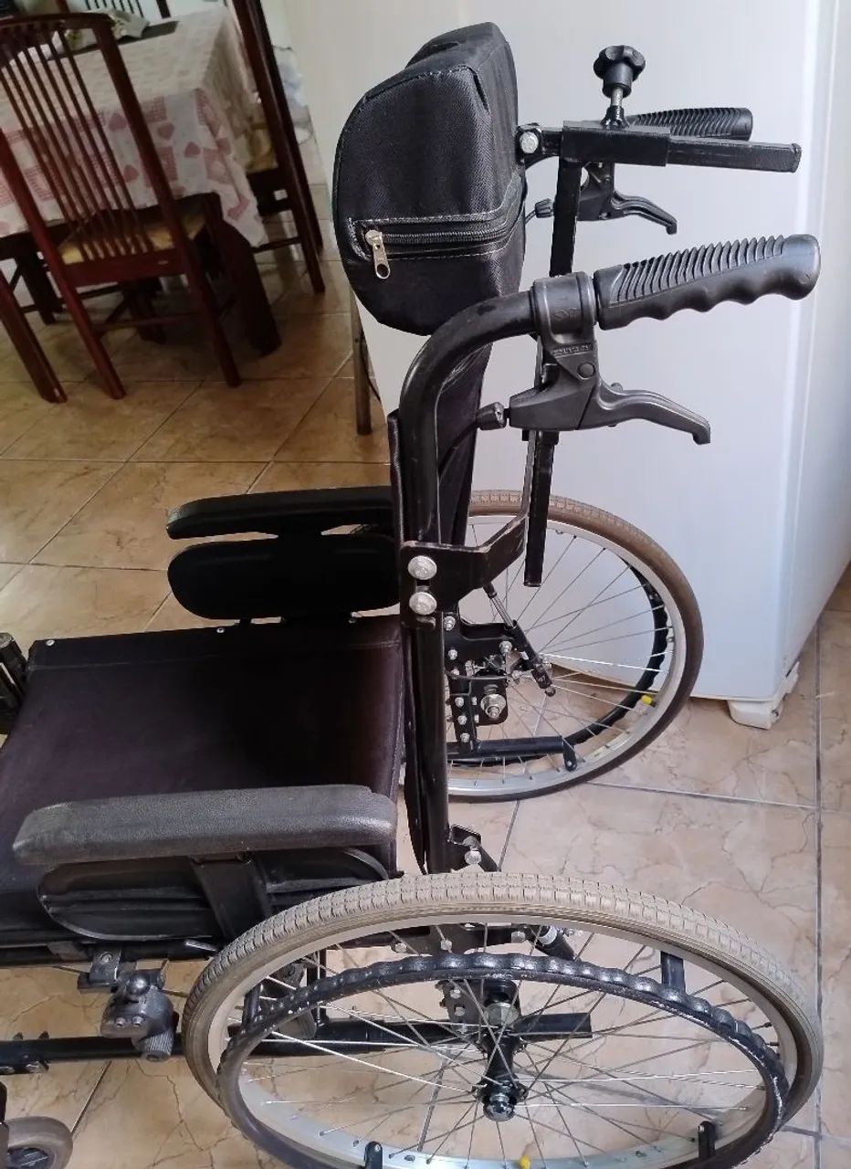 Cadeira de rodas  - Foto 2