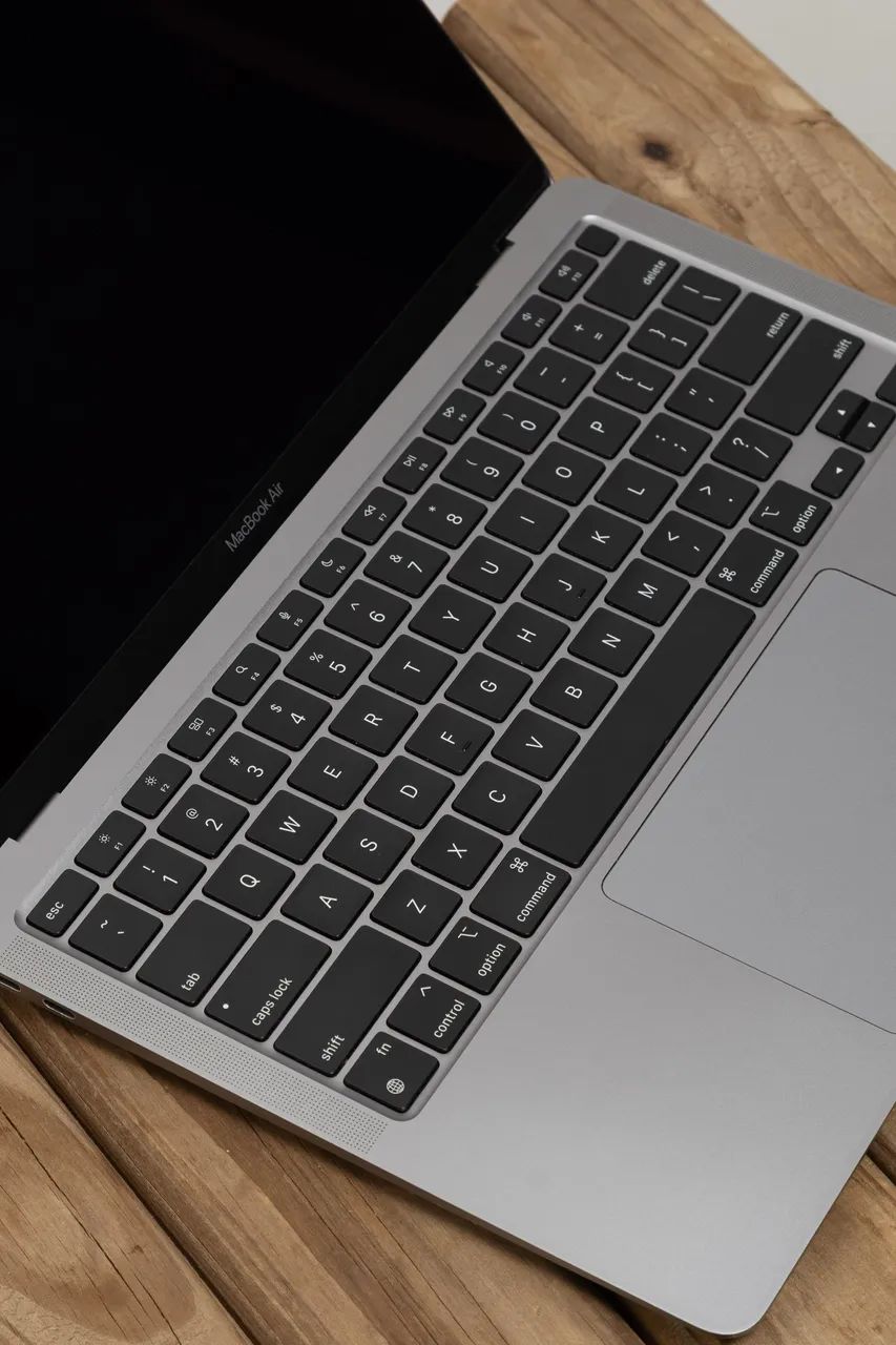 MACBOOK AIR M1 - Foto 3