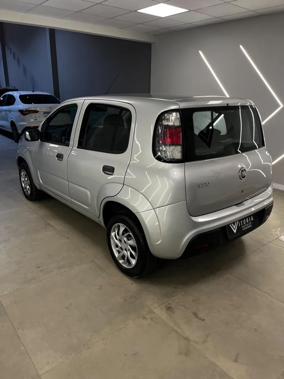 Fiat Uno Attractive 1.0 EVO Fire Flex 8V 5P 2021 - Foto 5