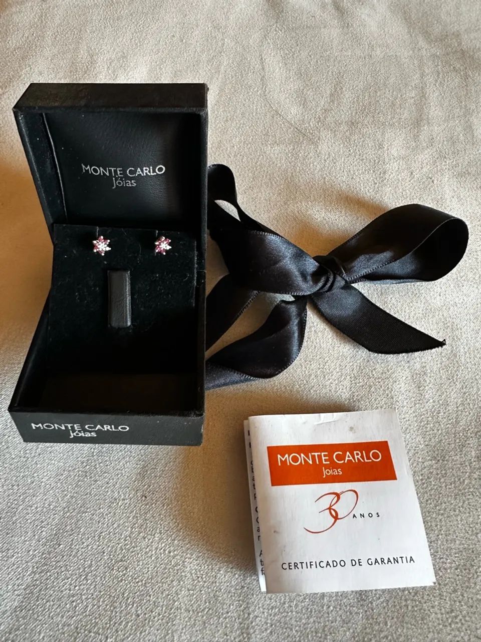 Brinco Monte Carlo ouro 18k