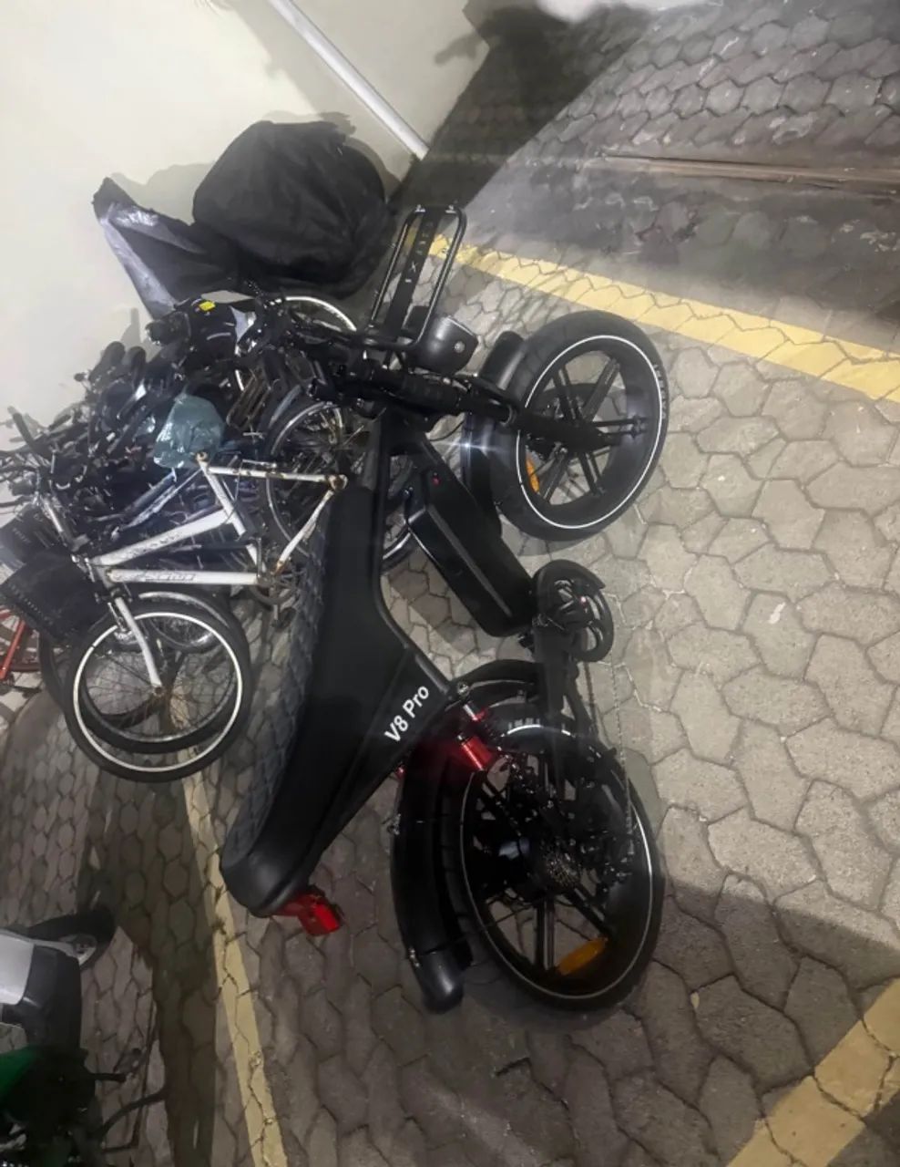 Bicicleta elétrica V8 Pro 1000w 2 mês de uso  - Foto 2