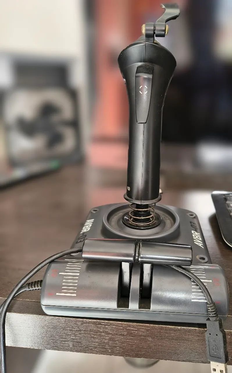 Joystick Saitek Aviator AV8R - Foto 4