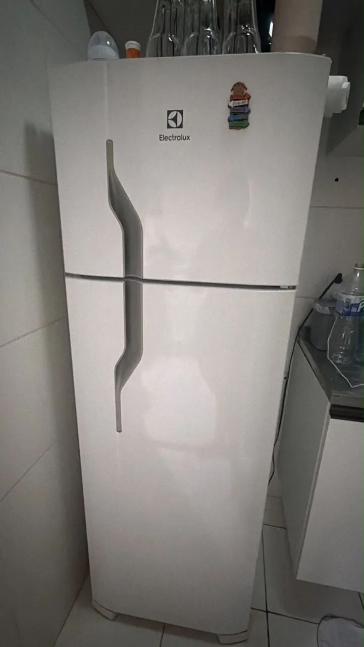 Geladeira eletrolux 
