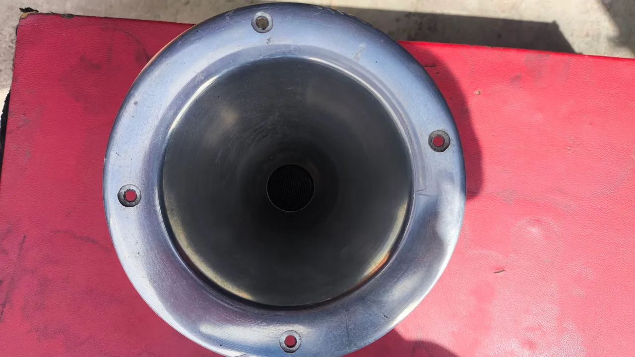 Duas corneta com drive db200x Bomber  - Foto 4