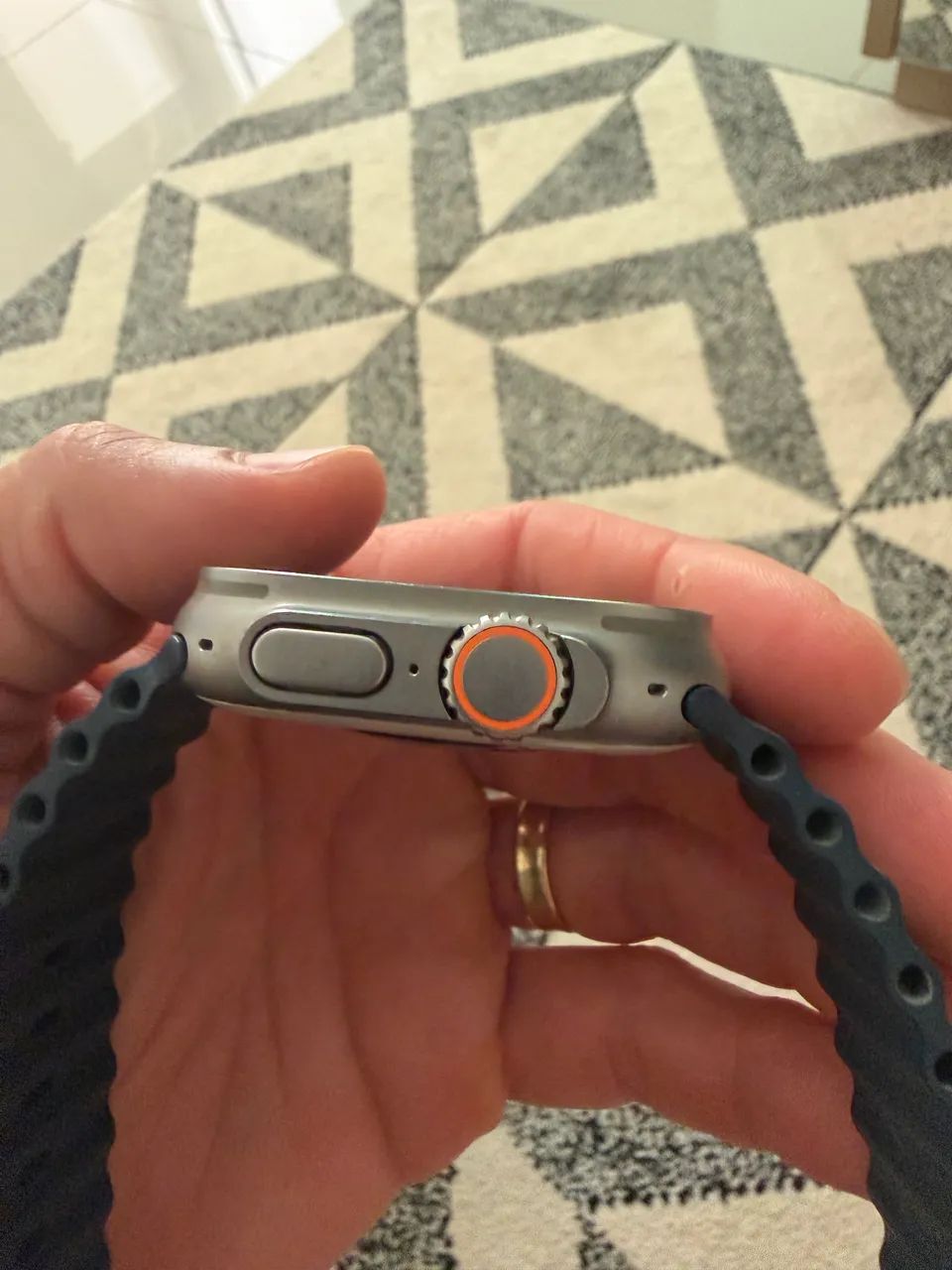Apple Watch Ultra 2 GPS + Celular ? Caixa de titânio de 49 mm - Foto 2