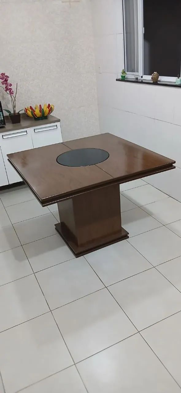 Mesa de madeira com tampo giratório  - Foto 5