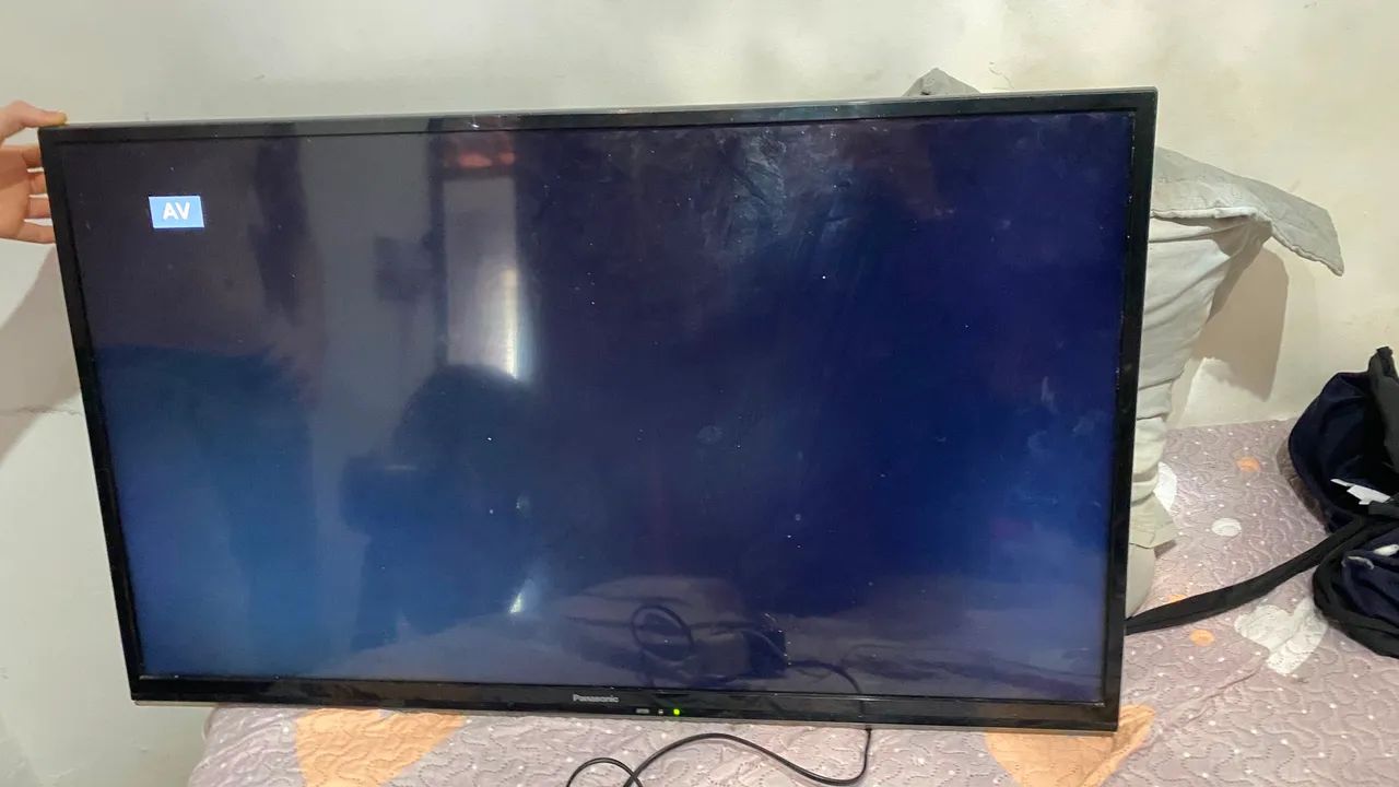 Televisão Panasonic 32 polegadas não é smartv 
