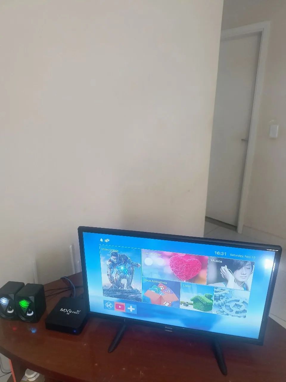 Monitor smart tv 22 Philips polegadas completo  - Foto 4