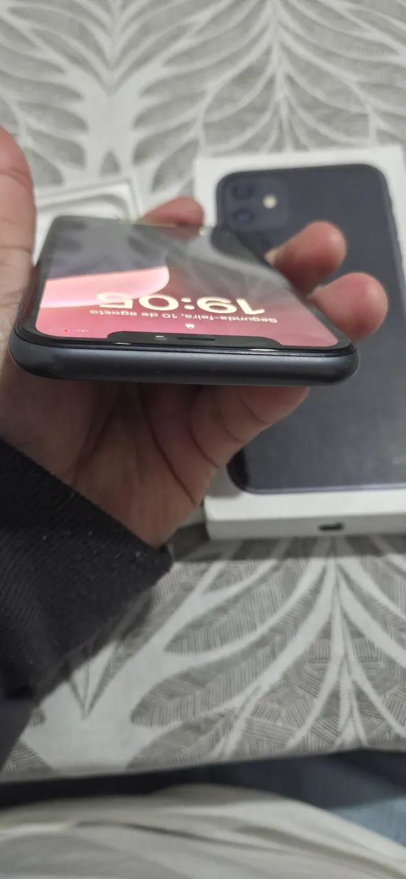 VENDO IPHONE 11 BLACK 128GB - Foto 4