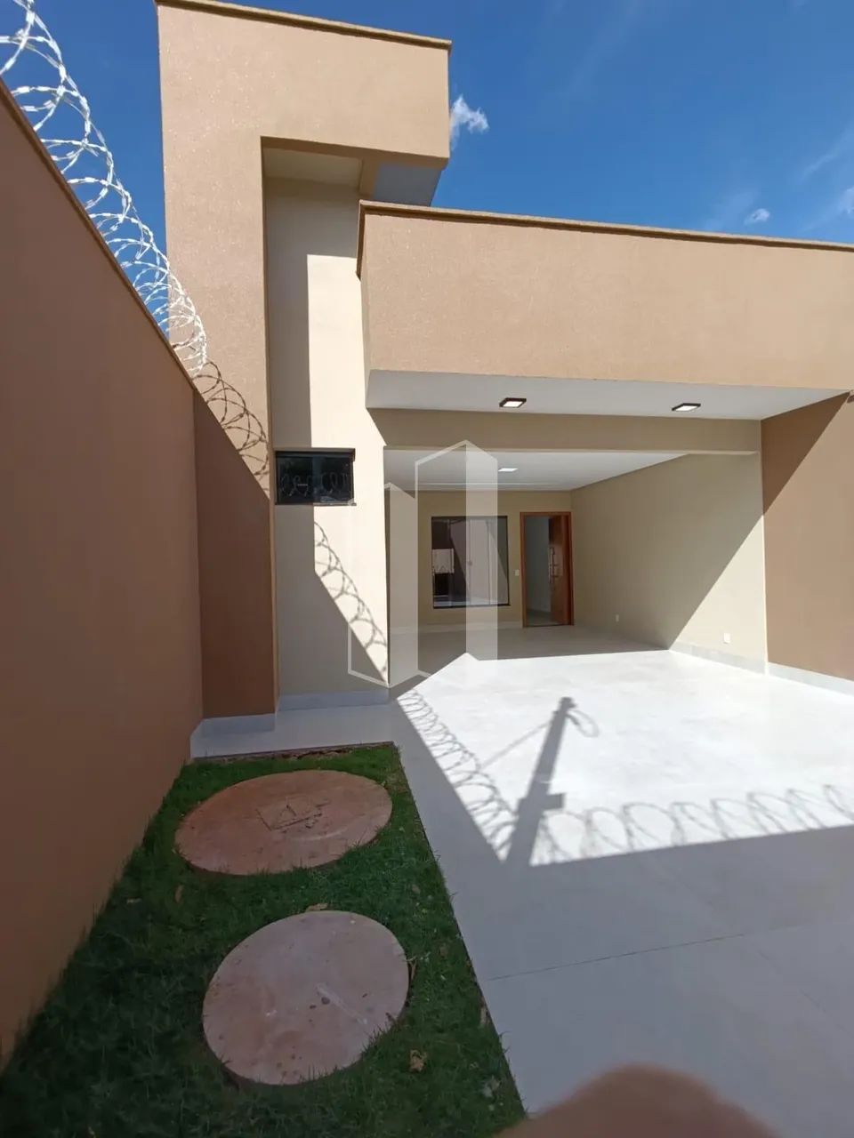 Casa com 3 Suítes, 3 Vagas e com 155M² - Jardim Planalto - Foto 4