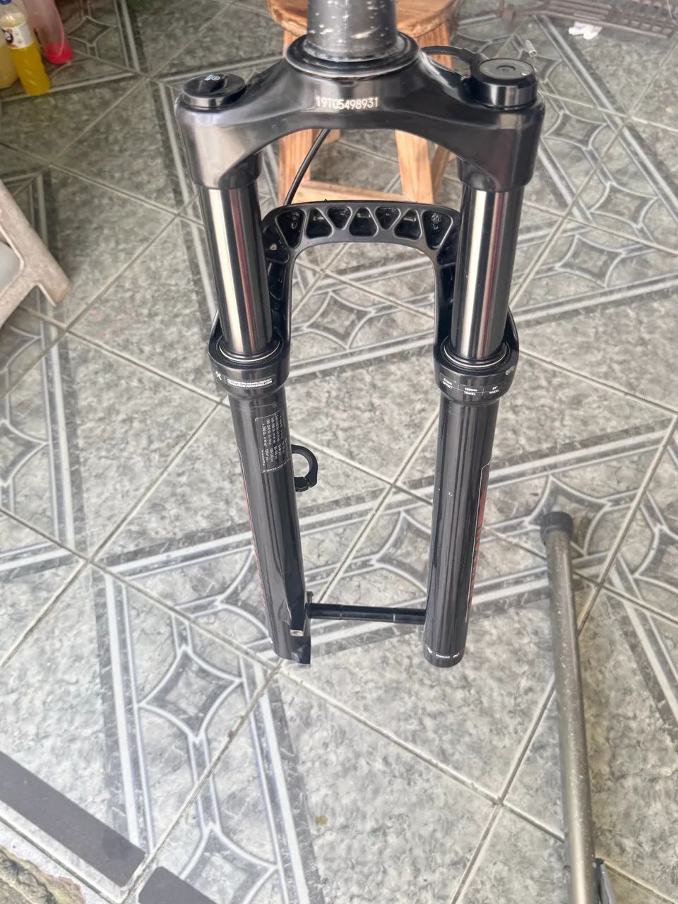 Suspensão rockshox recon boost  - Foto 3