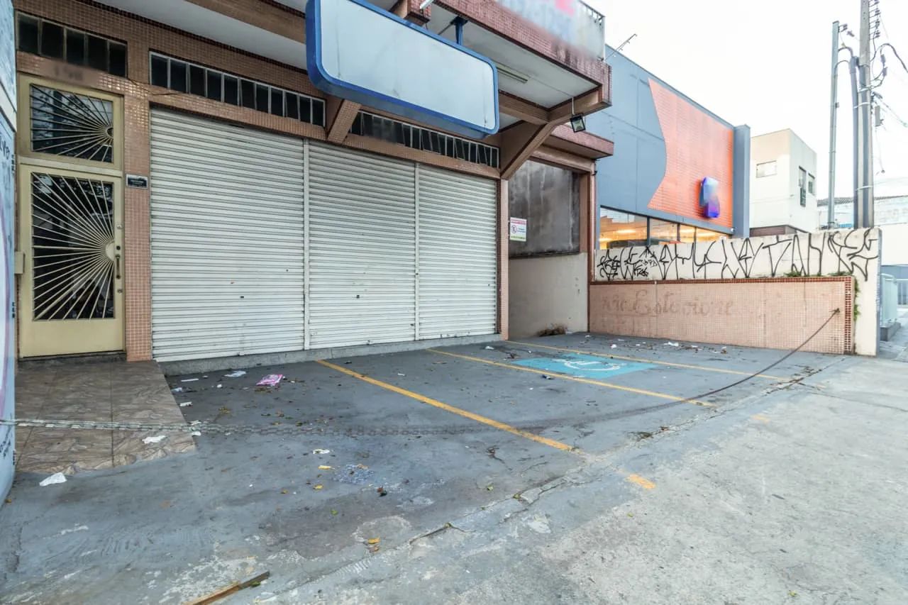Prédio comercial na Avenida São Miguel, 1811 - 1813  650 m² - Foto 2