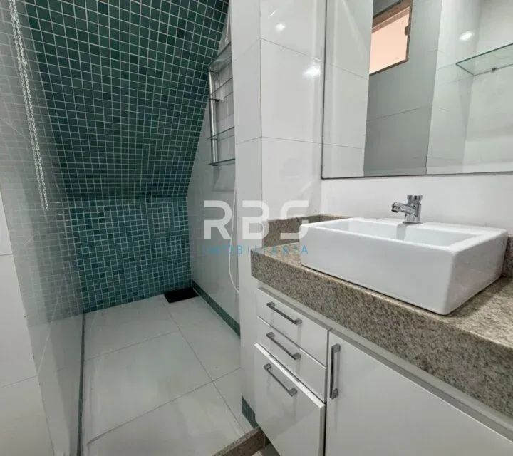Casa triplex com 6 quartos, 1 suíte, 3 vagas  6 Quartos em Feu Rosa - Foto 3