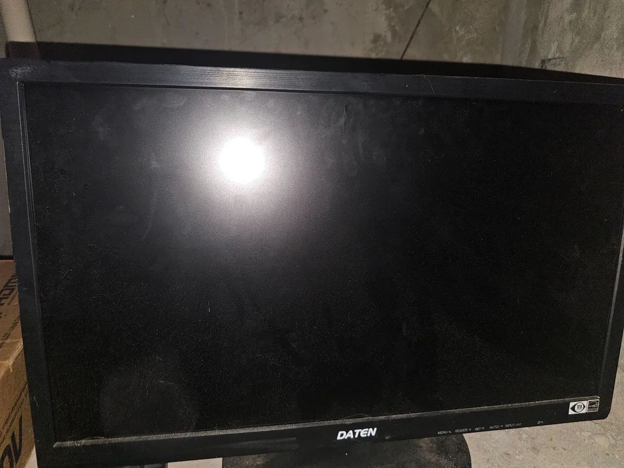 Monitor daten 22 polegadas 75 hz display port hdmi e vga