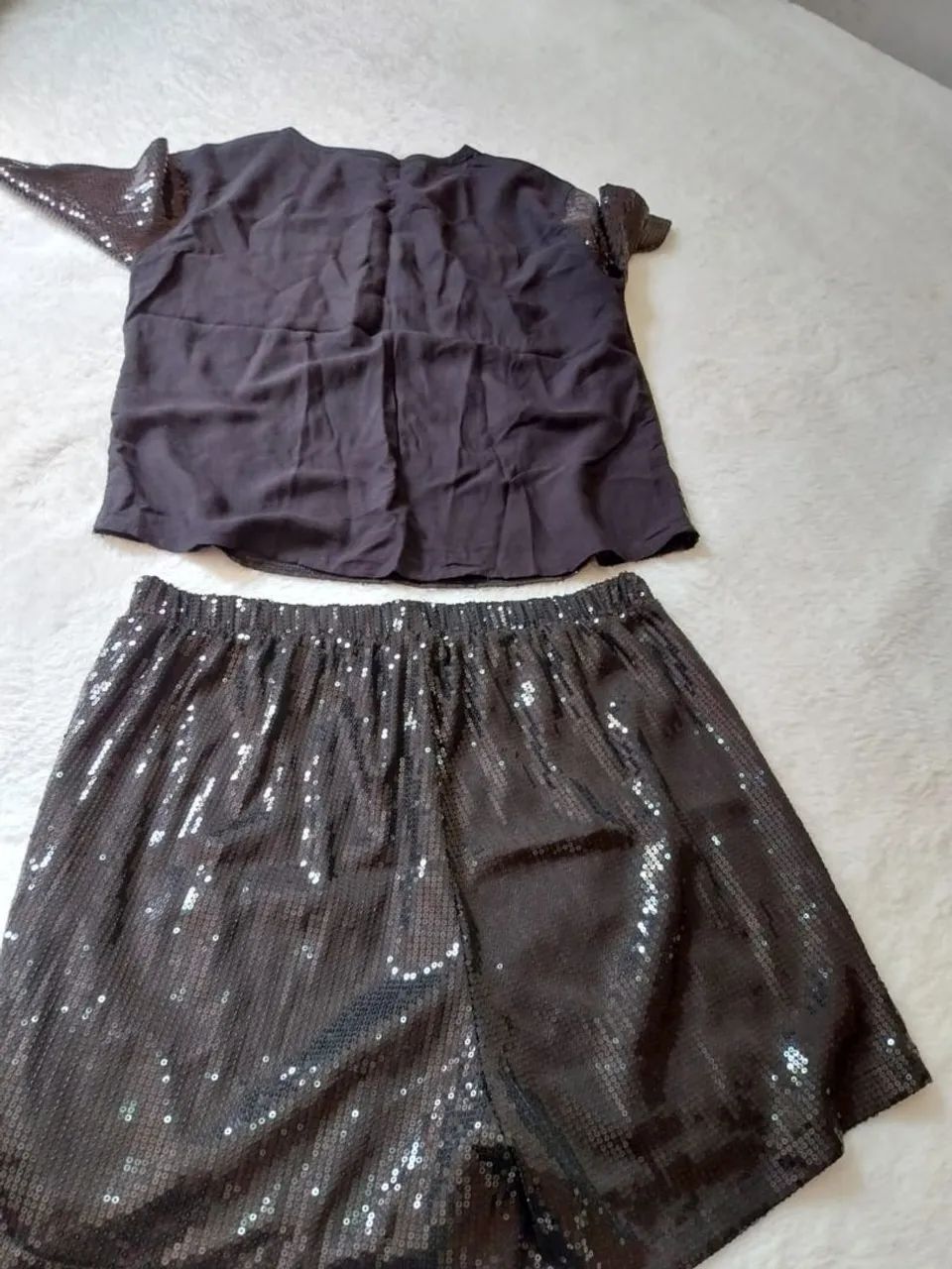 Conjunto de shorts e camisa feminina  - Foto 2