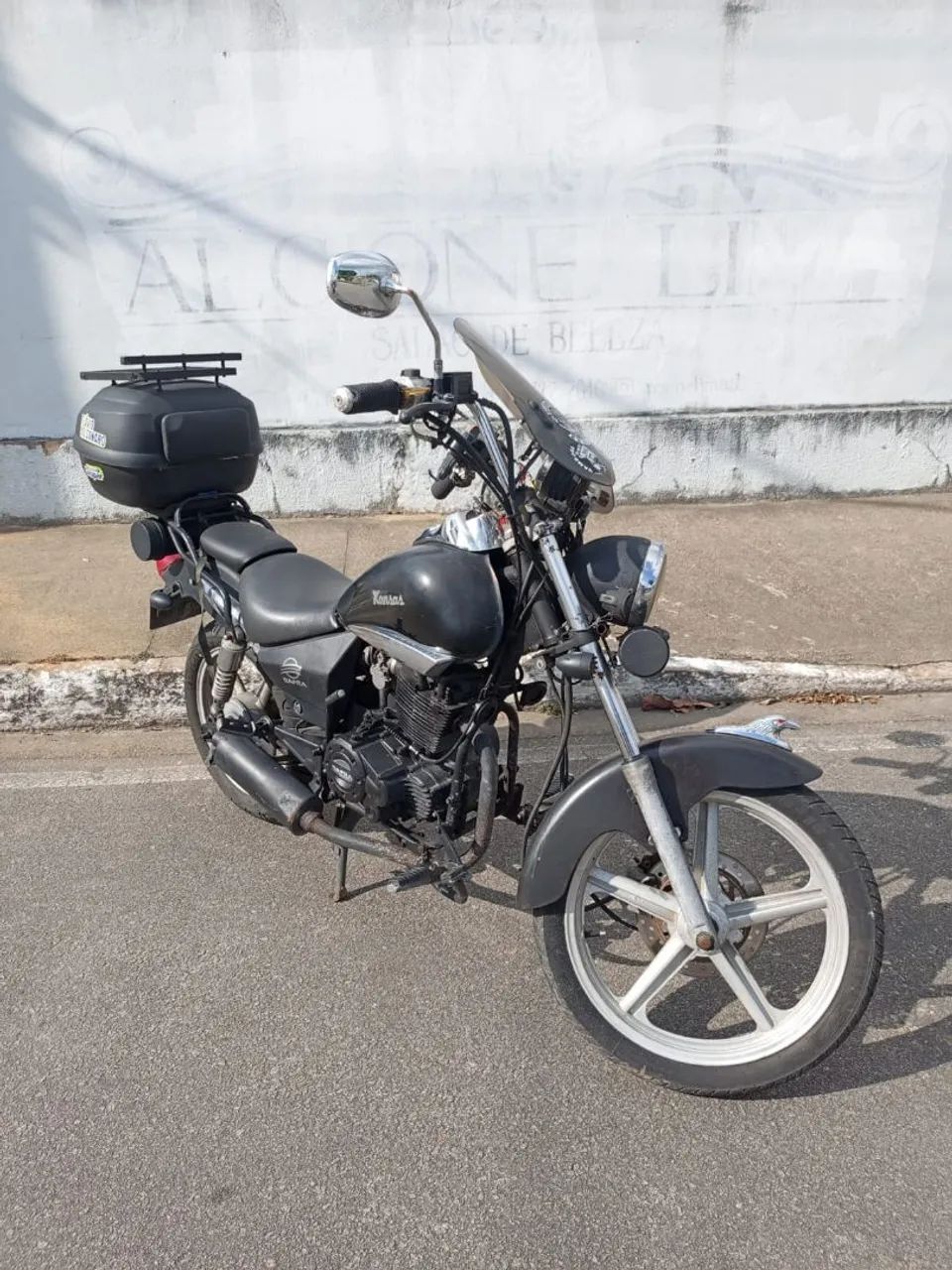 Dafra Kansas 150