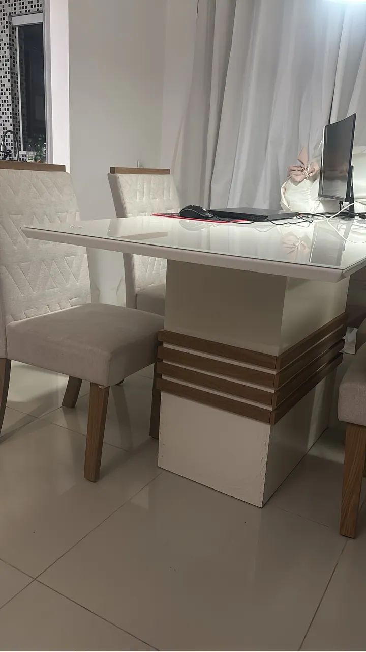 Mesa 6 cadeiras com tampão de vidro off white  - Foto 3