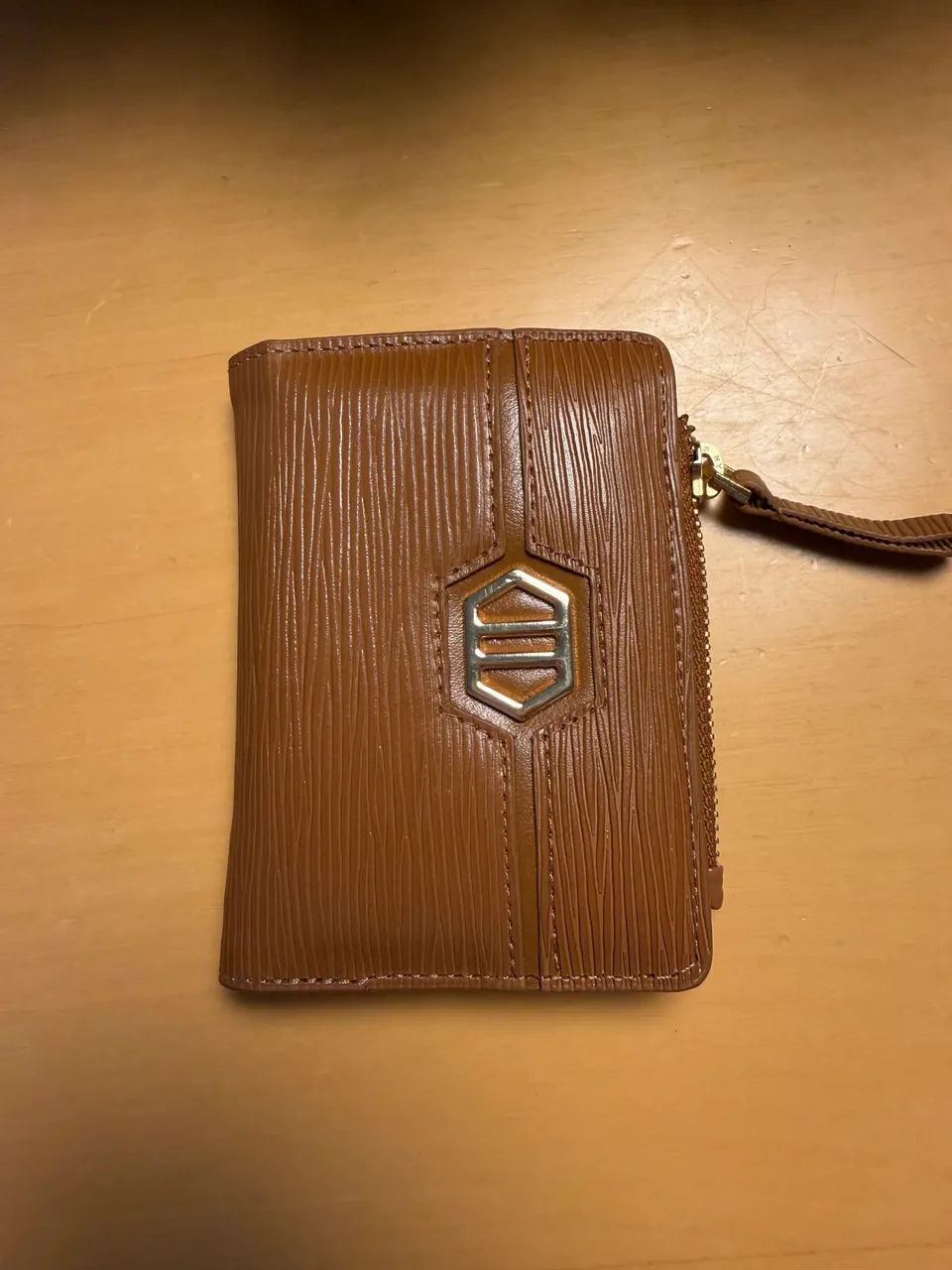 CARTEIRA AREZZO CARAMELO