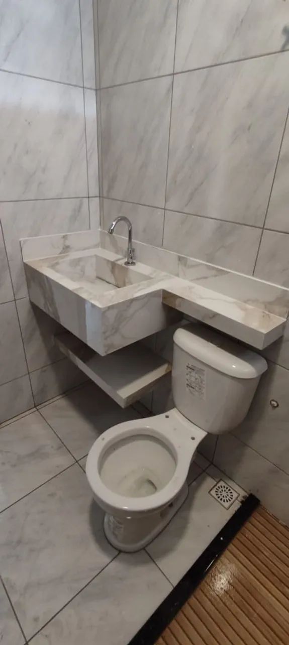 Pia escupida no porcelanato sobre medida 