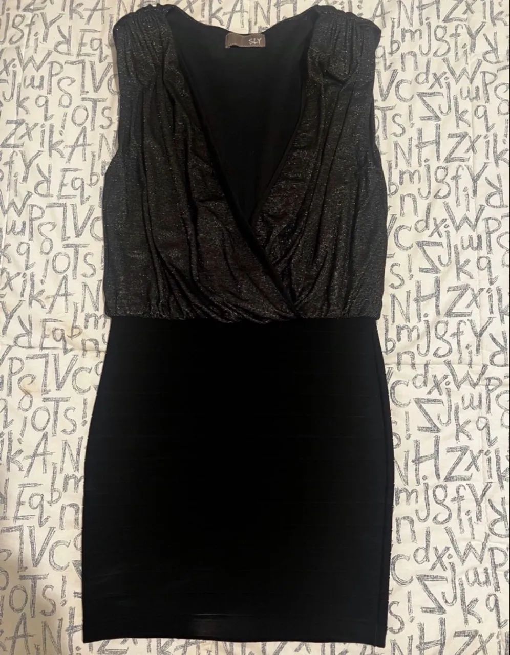 Vestido balada com ombreira  - Foto 5