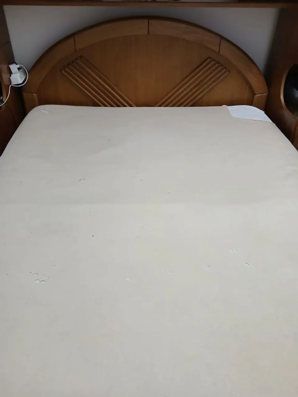 Cama de casal de madeira maciça  - Foto 2