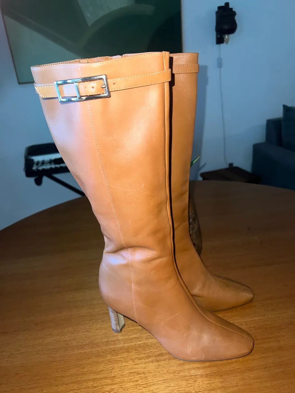 Bota de couro arezzo - Foto 5