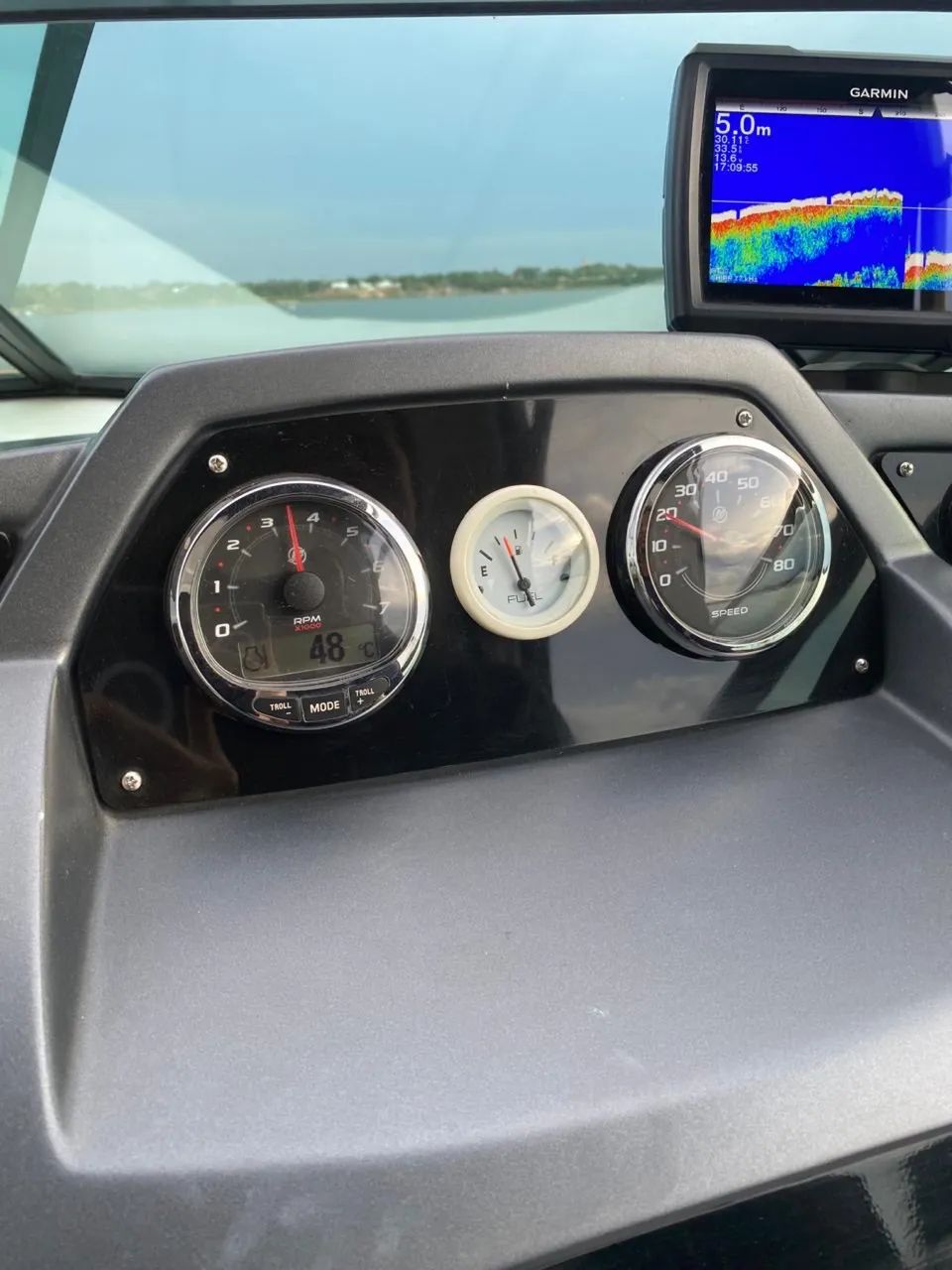 Lancha V300 semi-nova  - Foto 8