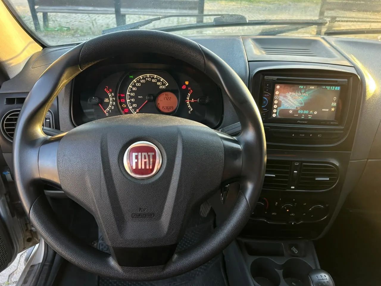 Fiat Strada Working Celeb.1.4 Fire Flex 8V CD 2015 - Foto 3