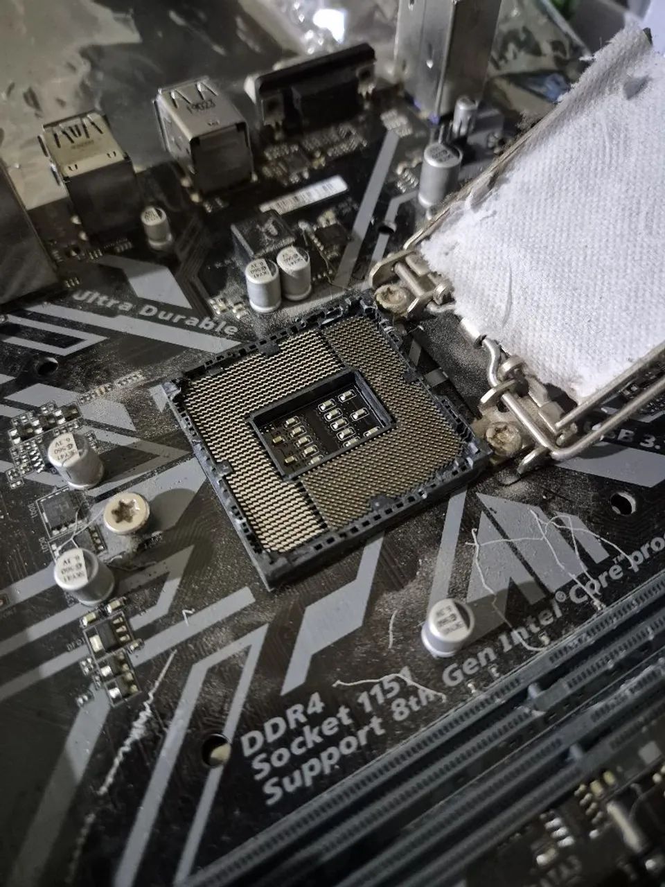 Placa mãe H310m Gigabyte  - Foto 4
