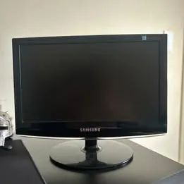 Monitor Samsung 15.6"