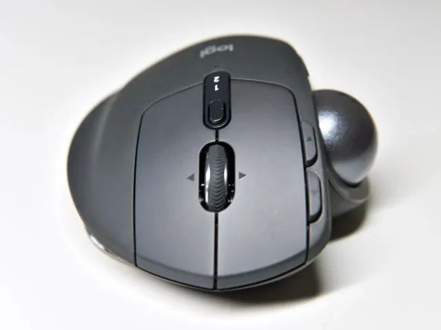 Trackball Mouse Ergonômico Logitech Ergo Bluetooth e USB (wireless) - Foto 2
