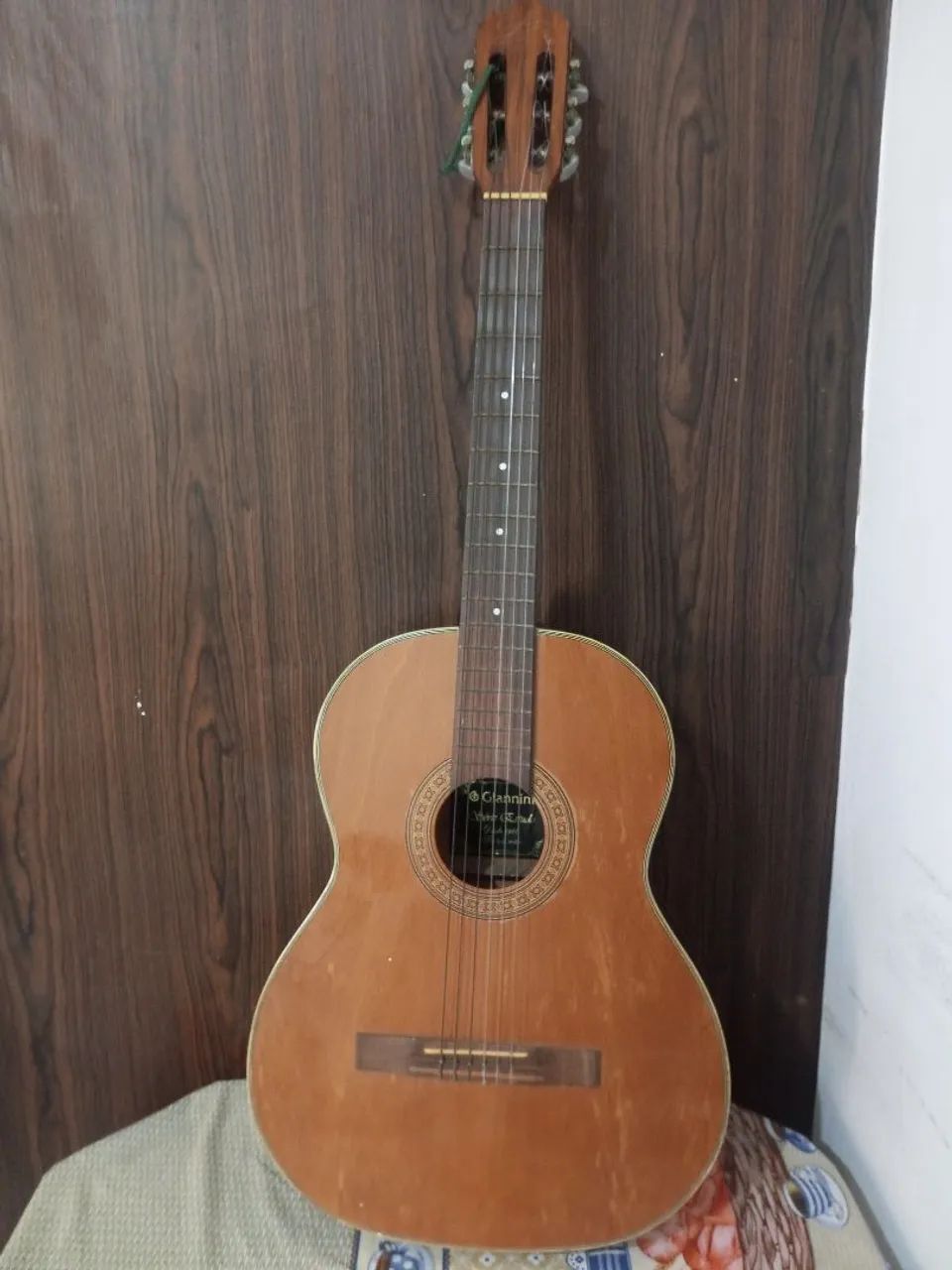 Violão de colecionador 