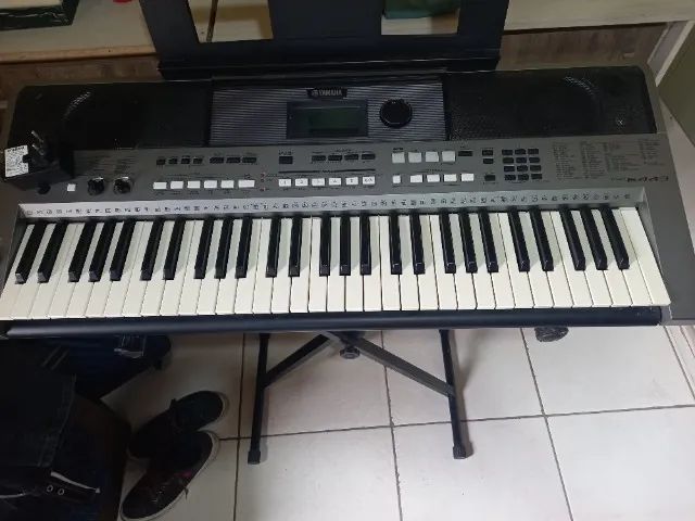 Teclado PSR E 443 YAMAHA